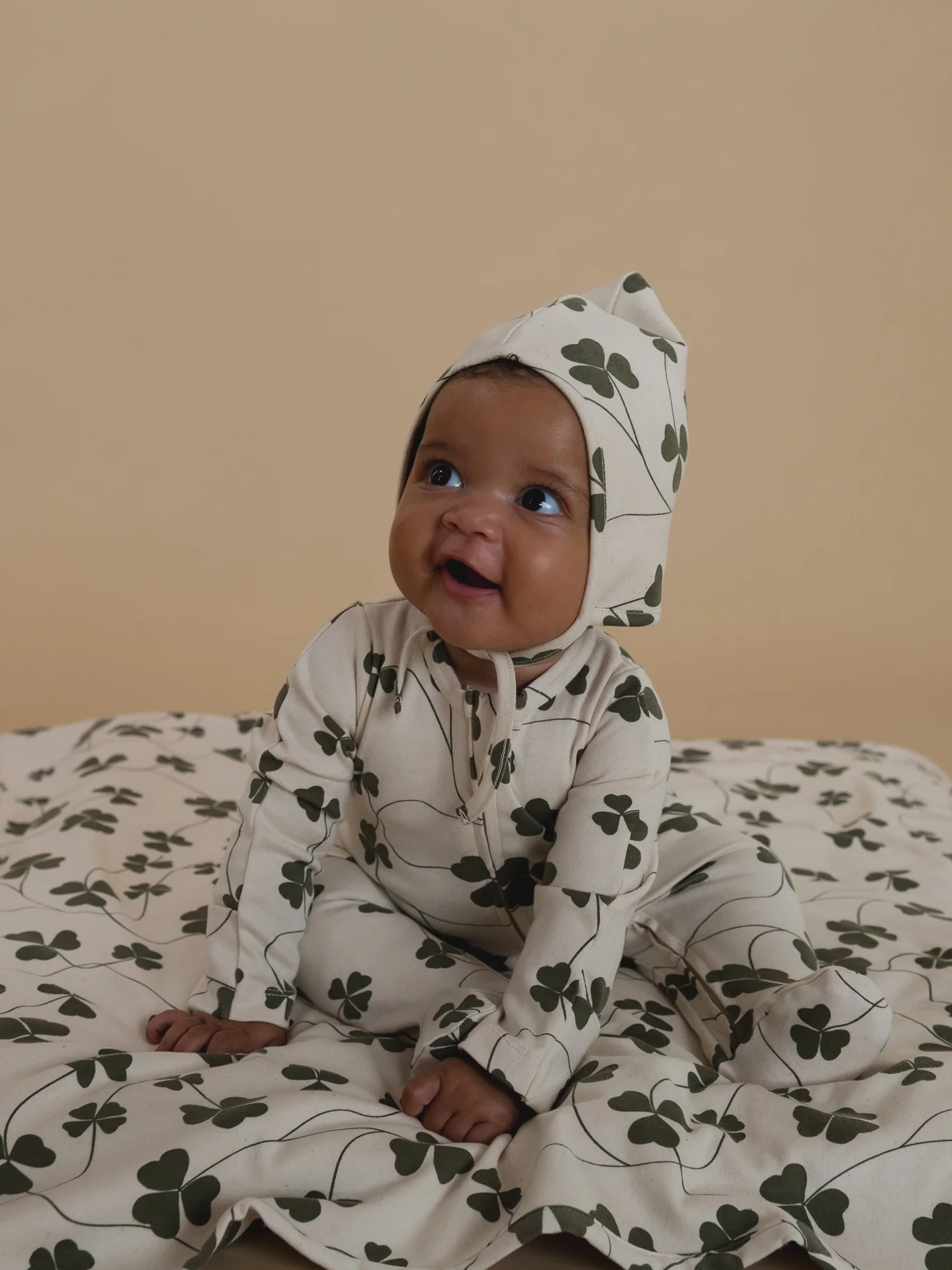 Clover Zip Sleepsuit - Image 6